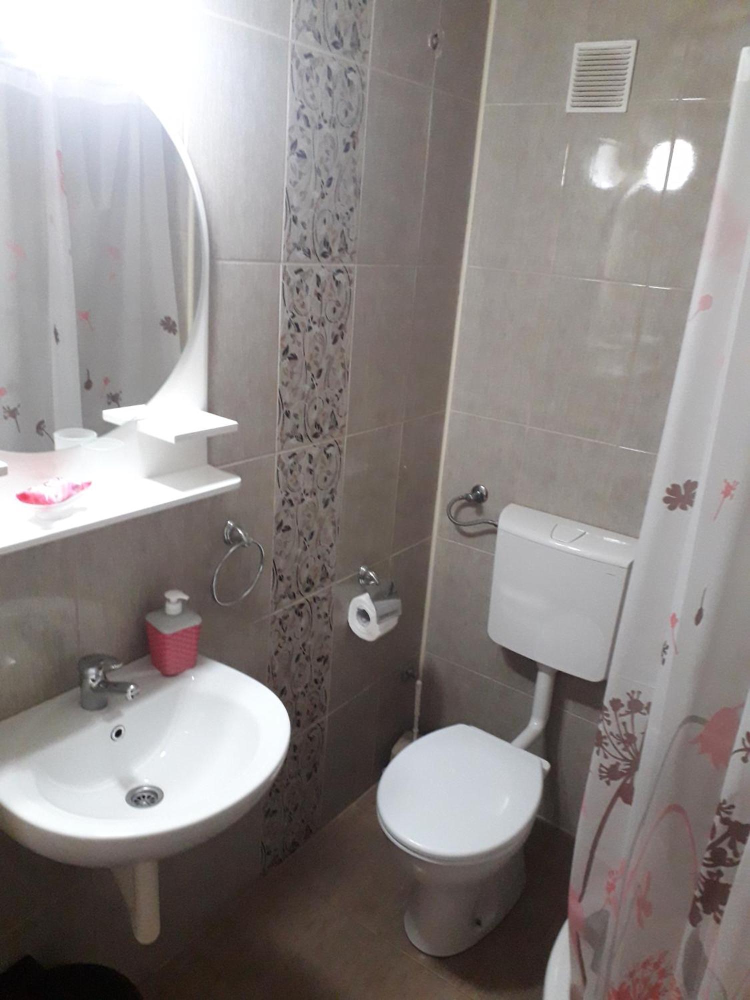 Studio Ema Nis Bagian luar foto